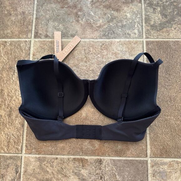 Skims Fits Everybody T-shirt Bra Onyx Size 34D - Picture 4 of 8